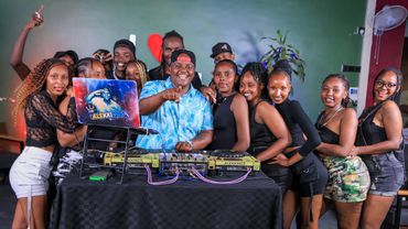 THE PLUG EP 03 - JERSEY EDITION - CLUB BANGERS - DJ ALEKKINGS - 2025!