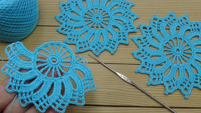 Простой АЖУРНЫЙ МОТИВ вязание крючком для начинающих Crochet Motif knitting Tutorial for beginners