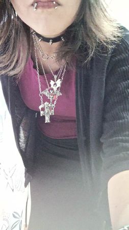 Outfittt :3  #fyp #paratiiiiiiiiiiiiiiiiiiiiiiiiiiiiiii #goth #outfit...