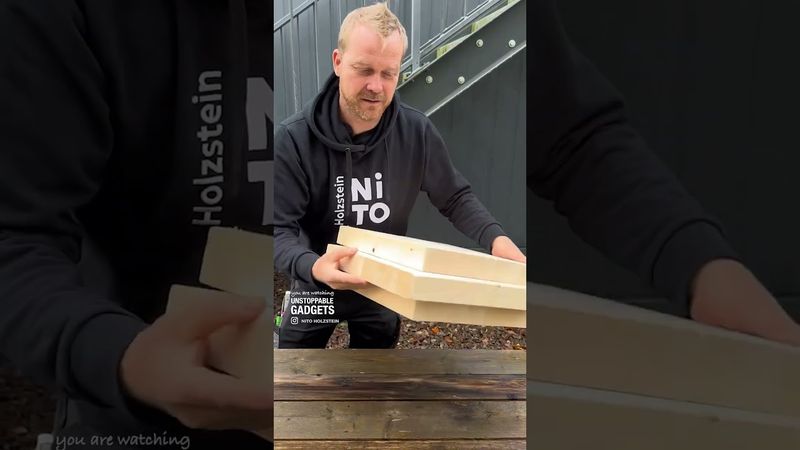 Aus diesen Holzklötzen baut man ganze Häuser