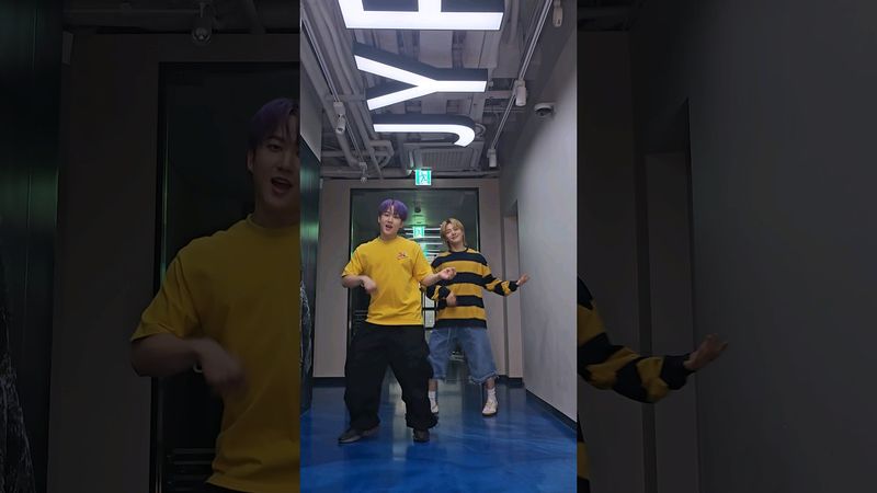 💛👋 #StrayKids #스트레이키즈 #창빈 #Changbin #아이엔 #I_N #YouMakeStrayKidsStay