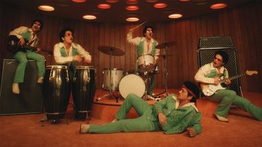 Bruno Mars - I Just Might [Official Music Video]