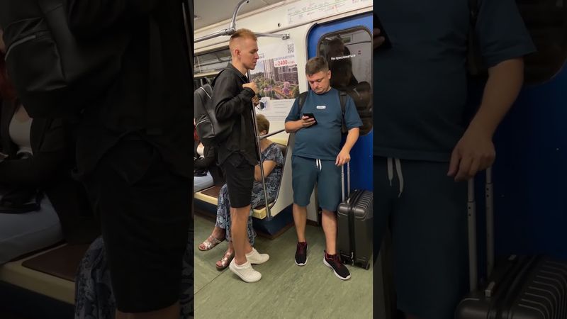 Бесячий тип в метро. Антон Теляков