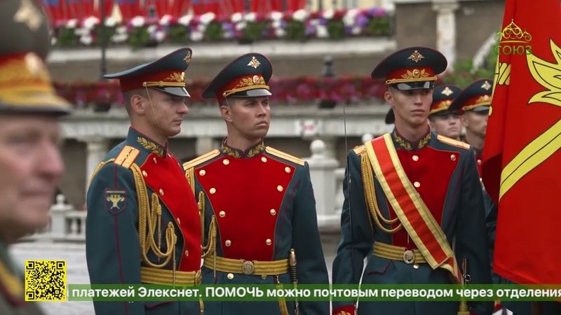 Святейший Патриарх Кирилл возложил венок к могиле Неизвестного солдата у стен Московского Кремля