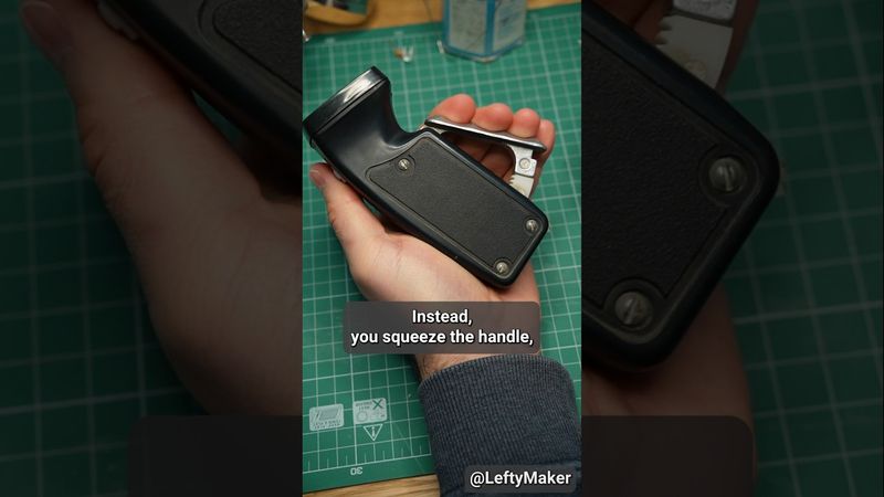 Vintage flashlight, NO batteries: what's inside?