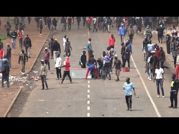 Roadblocks, clashes between protestors and Kenyan police in Nairobi | AFP
