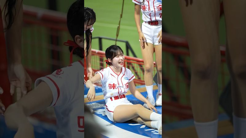 累到想躺平但被隊友強制拉起來上班的多慧 有夠好笑🤣@lee_dahye #이다혜 #李多慧