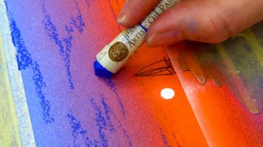 I'm trying to draw the perfect sunset 🌅️ #oilpastel #sunset #drawingtutorial