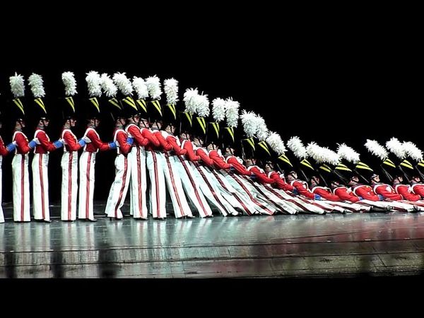 Rockettes - Toy Soldiers Fall Down