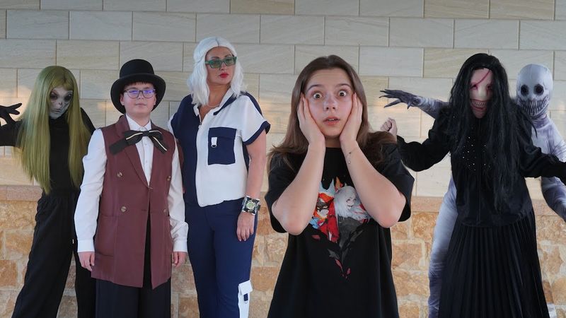 ЫРКА И СЕРБСКАЯ ЛЕДИ: МАЛЬЧИК СОСЕД ЗНАЕТ МОИ СТРАХИ! ПОМОЧЬ МОЖЕТ ТОЛЬКО НЯНЯ ИНОПЛАНЕТЯНКА!