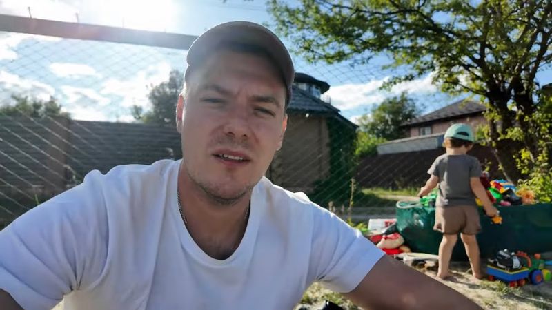 УШЛИ ИЗ ДОМА.. СОНЯ ОСТАЛАСЬ ОДНА