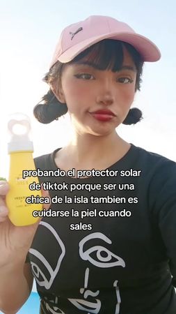 Este protector solar lo puedes llevar en tu bolsa o bolsillo amig@s c...