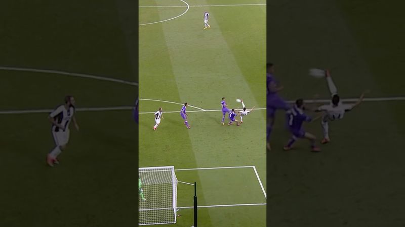 In a Champions League final too 😱