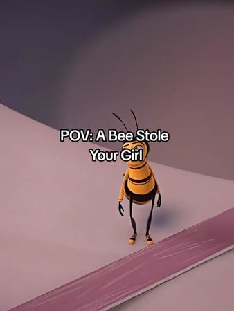 Your girl chooses a bee over you 💀 #beemovie #pov #funnytiktok #rizz