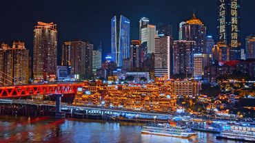 8D Mountain City Chongqing in 8K, China 🇨🇳