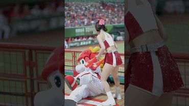 多慧虐龍現場 威弟沒有半點反抗之力🤣@lee_dahye #李多慧 #이다혜 #cheerleader #fancam #shorts