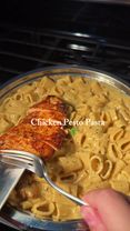 This chicken pesto pasta is a must 🔥 #recipe #chickenpesto #pestopast...