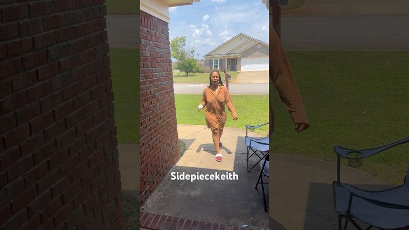 عندما يحتاج جارك إلى بعض السكر #spk ￼