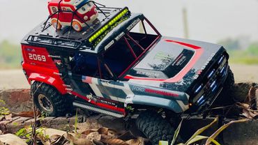 Rc Crawler Traxxas Trx4 BRONCO (body baja 1000) Off Road Bashing 4x4 Rc Cars #3