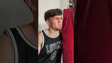 Когда пришёл в зал спустя долгое время #shorts #мем #gym