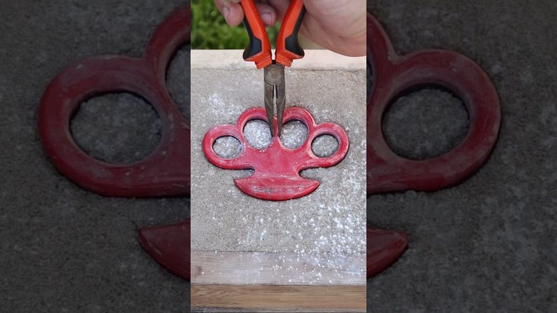 Melting Bronze Dust into Knuckle Duster