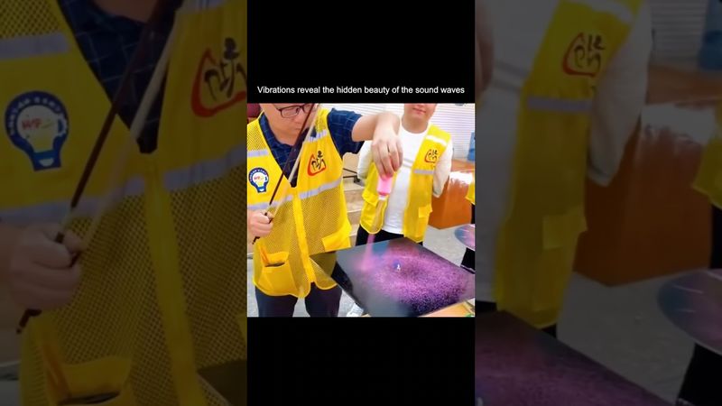 Vibrations reveal the hidden beauty of the sound waves🤯