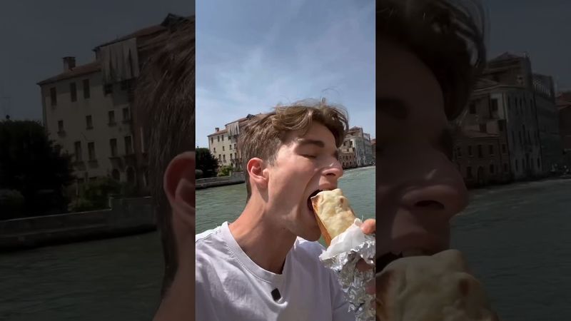 Шаурма в России VS в Италии😳