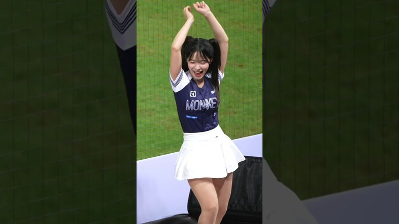 李多慧이다혜 即興SOLO 第一段 全場驚呼 絕對值回票價  伊萊克斯淨享生活趴 어리더 공연 ！날 웃게하는 치어리더 직캠  cheerleaders fancam