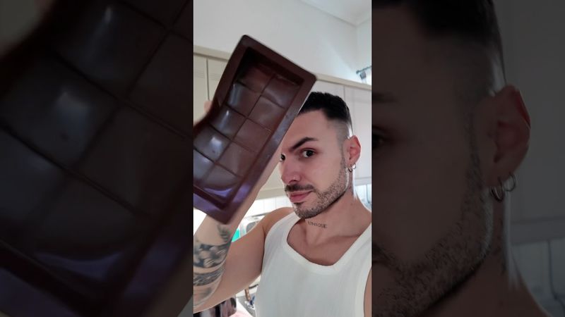 Έφτιαξα διάφανη σοκολάτα 🍫