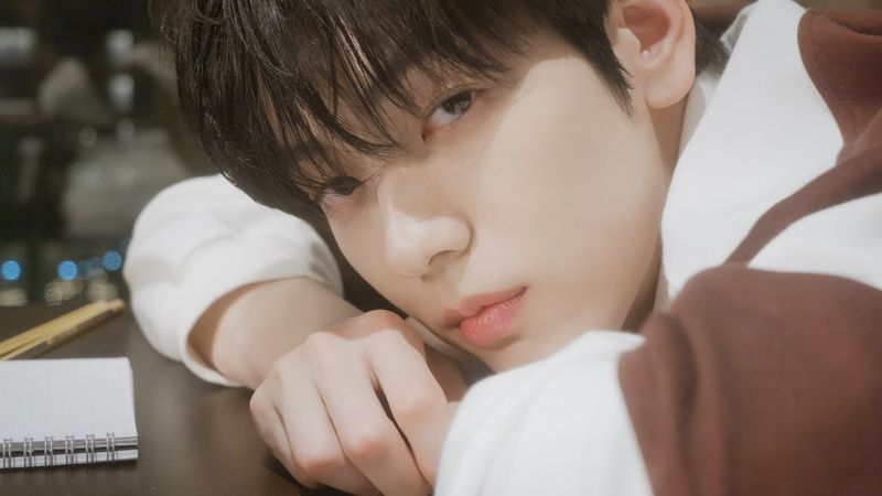 SOOBIN's 나의 봄의 이유 (Original Song: Paul Kim) - TXT (투모로우바이투게더)