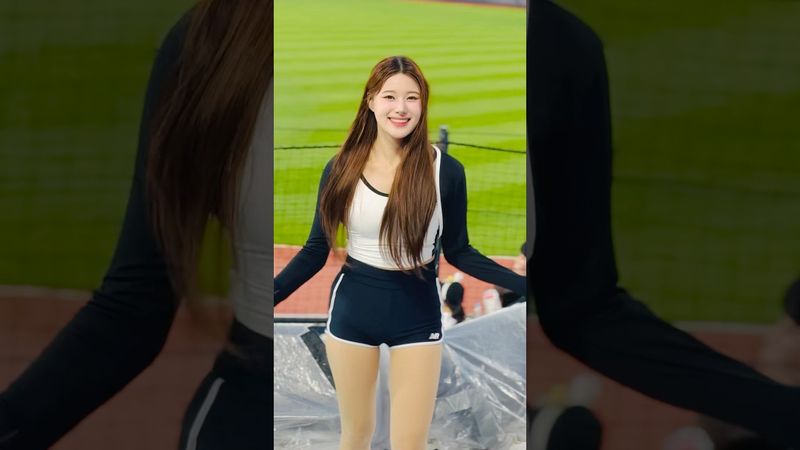 잘생긴 장진혁 응원가 말아주는 잘생긴 이예빈 #이예빈 #이예빈치어리더#ktwiz #kt위즈 #kt위즈치어리더