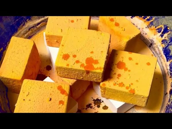 Plain & Yellow Pasted Fresh Chalk