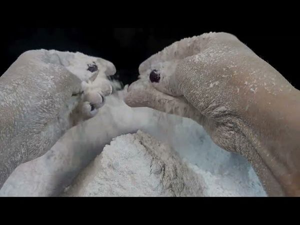 #gymchalkasmr #chalk Crunchy Chalk Crushing asmr with Powder Play #asmrsounds