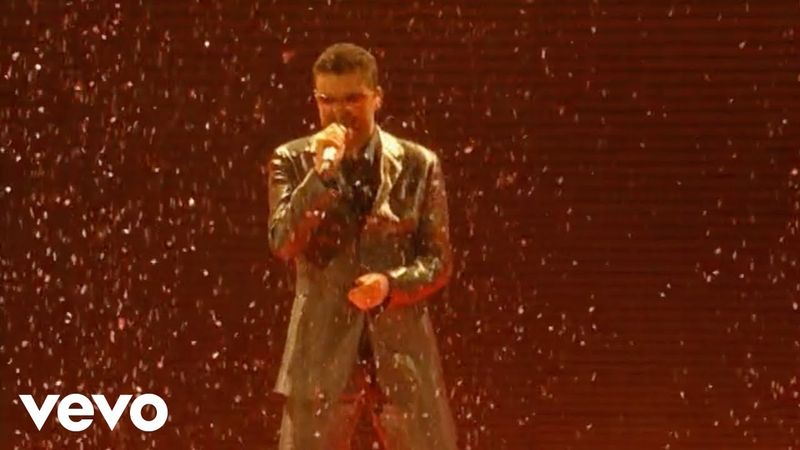 Wham! - Last Christmas (Live at Wembley Arena, December 2006)