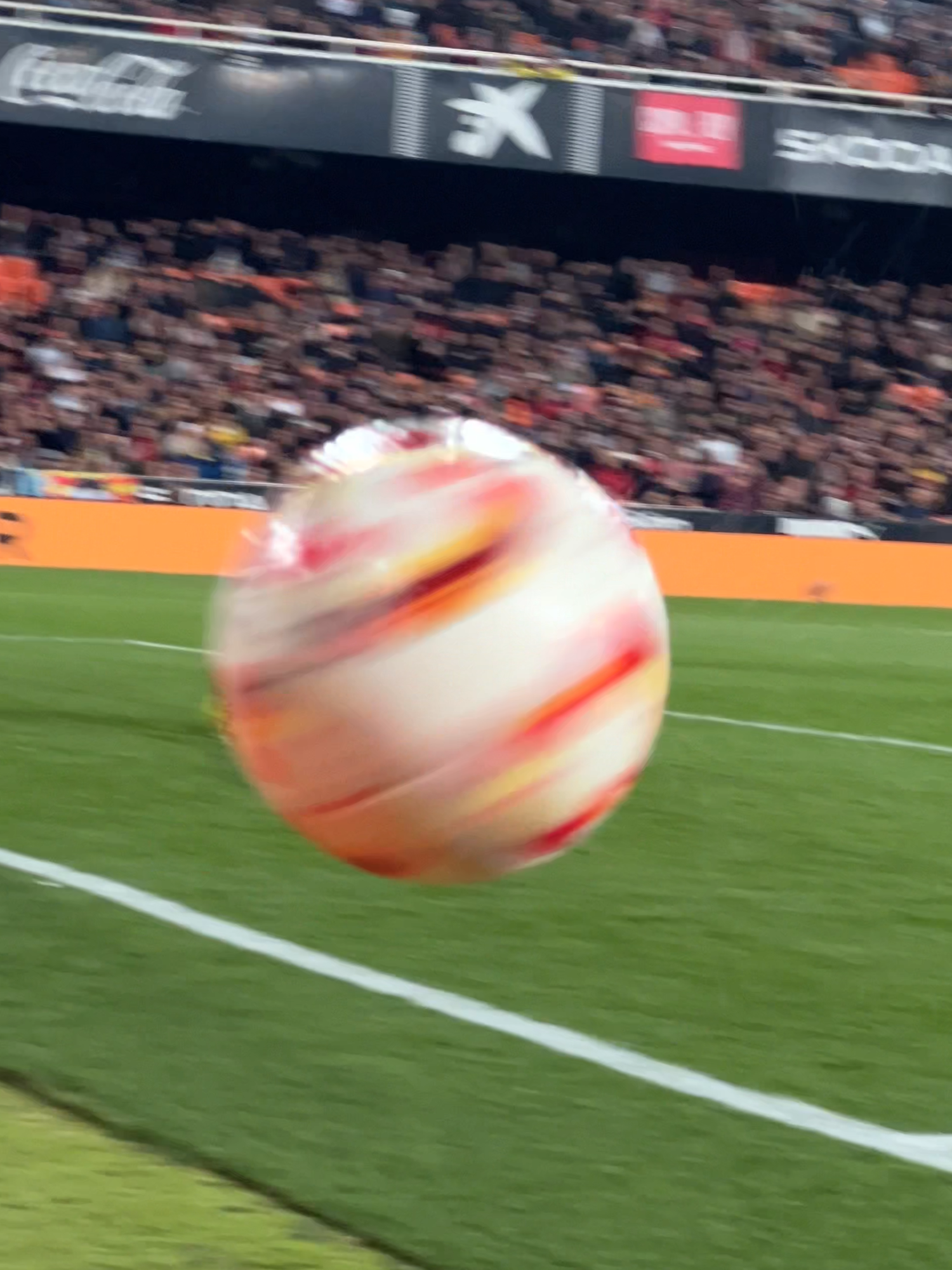 Don't break our phone, Lamine! 😠📱💥 #fcbarcelona #barçaontiktok #barce...