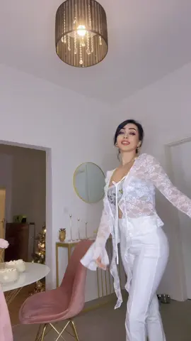 ##raharoshandelofficia #paris #model #modeling 