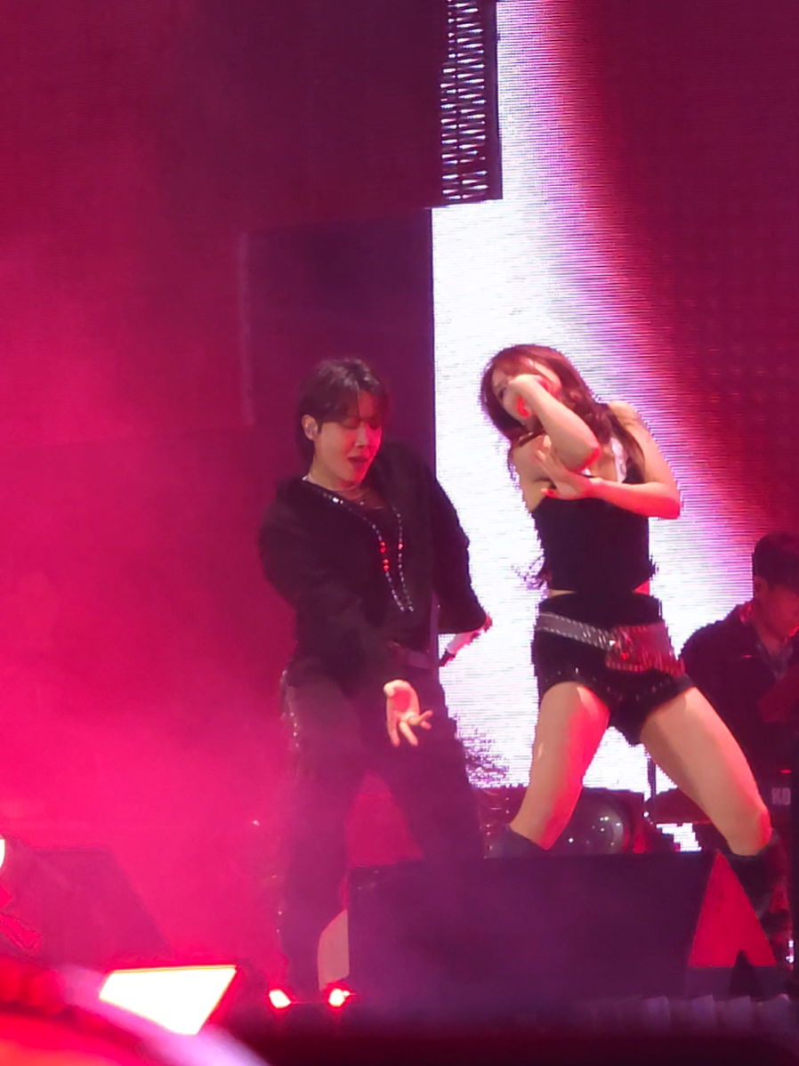 J-Hope - Killin it Girl Run Seokjin Encore at Incheon, oct 31 2025 #k...