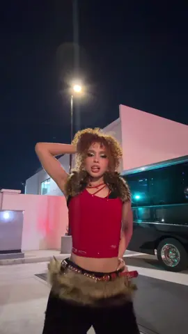 it’s a bad gyal christmas #GIRLSET #GIRLSET_Savanna