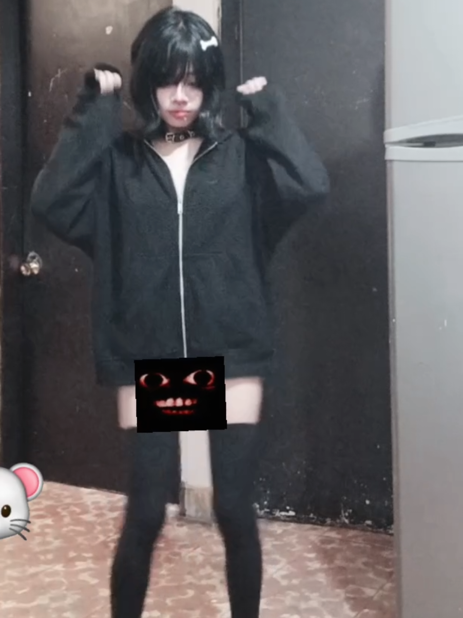 soy la Tomoko irl w #femboy #femboytiktok #fyp #ponmeenparati #parati...