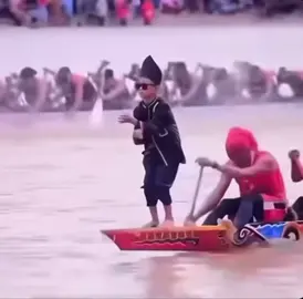 #boatmeme #aurafarmingkidinboat #boatkid #youngblackandrich 