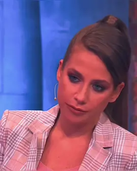 🙆🏼‍♀️🤍 #шоумужскоеженское #мужскоеженское #юлиябарановская #рек #fyp