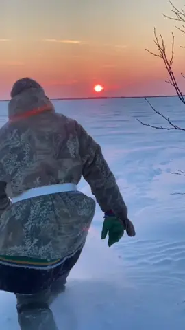 Instagram:bratscky_1224✅от куда ты!? #ханты#втоп#красота#закат#зима