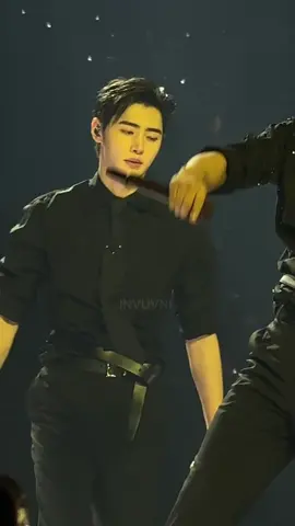 gagahnya 😍 (cr. 🎀 / jen)  #sunghoon #sunghoonenhypen 