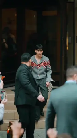 #v #taehyung #taehyungparisfashionweek #bts #btsarmy #celine #taehyun...